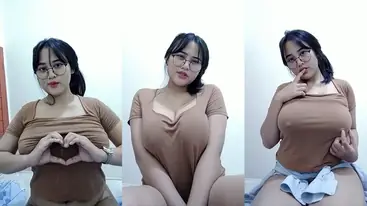 Miyoubee Live Pamer Keahlian Dewa Desah poster